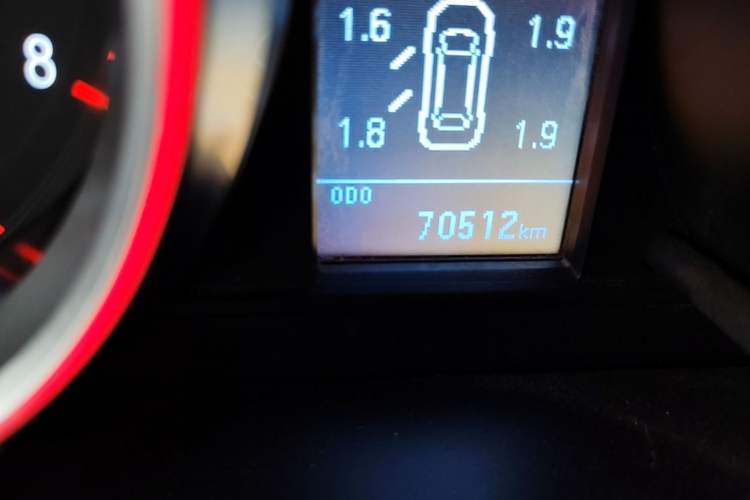 Used Haval H6 2015 Revised Version Sport Edition 1.5T Manual Transmission Two-Wheel Drive Elite Grade Odometer Close Up