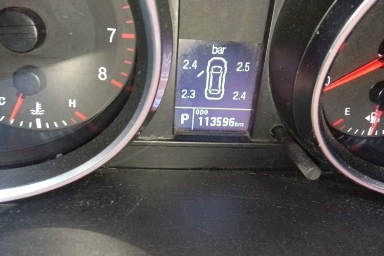 Used Haval H6 2015 Sport Edition 1.5T Automatic Two-Wheel Drive Luxury Model Odometer Close Up