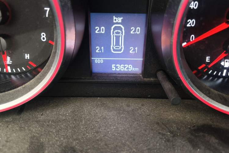 Used Haval H6 2015 Revised Version Sport Edition 1.5T Manual Transmission Two-Wheel Drive Elite Grade Odometer Close Up