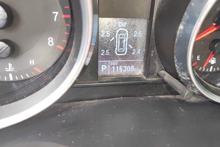 Used Haval H6 2015 Sport Edition 1.5T Automatic Two-Wheel Drive Luxury Model Odometer Close Up
