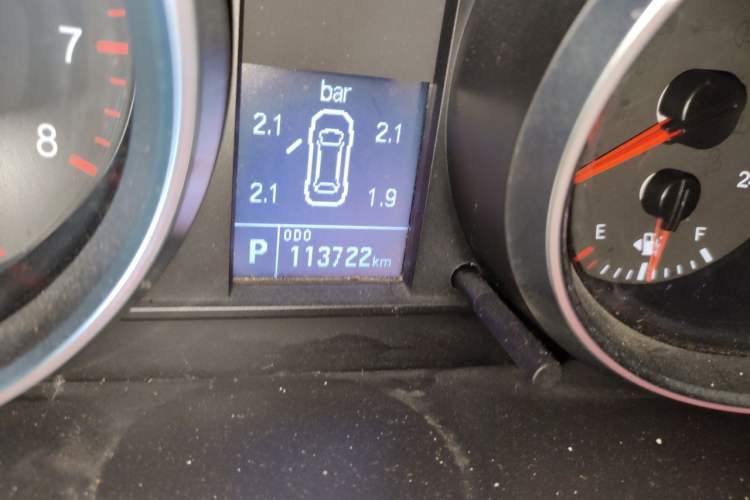 Used Haval H6 2015 Sport Edition 1.5T Automatic Two-Wheel Drive Luxury Model Odometer Close Up
