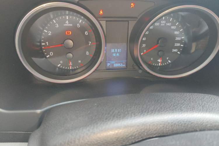 Used Haval H6 2015 Sport Edition 1.5T Automatic Two-Wheel Drive Luxury Model Odometer Close Up
