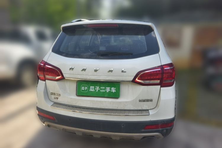 Used Haval H6 2015 Revised Version Sport Edition 1.5T Manual Transmission Two-Wheel Drive Elite Grade Rear