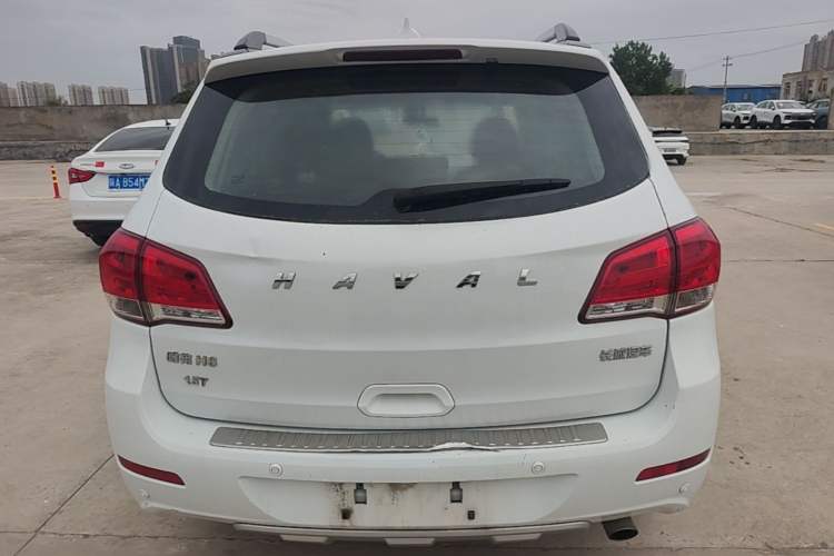 Used Haval H6 2015 Upgraded Model 1.5T Manual Two-Wheel Drive Elite Version Rear