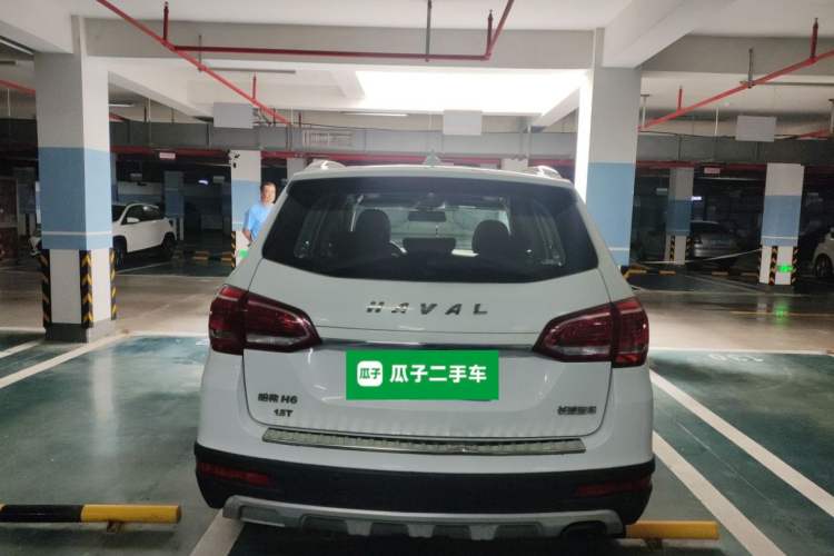 Used Haval H6 2015 Sport Edition 1.5T Automatic Two-Wheel Drive Luxury Model Rear