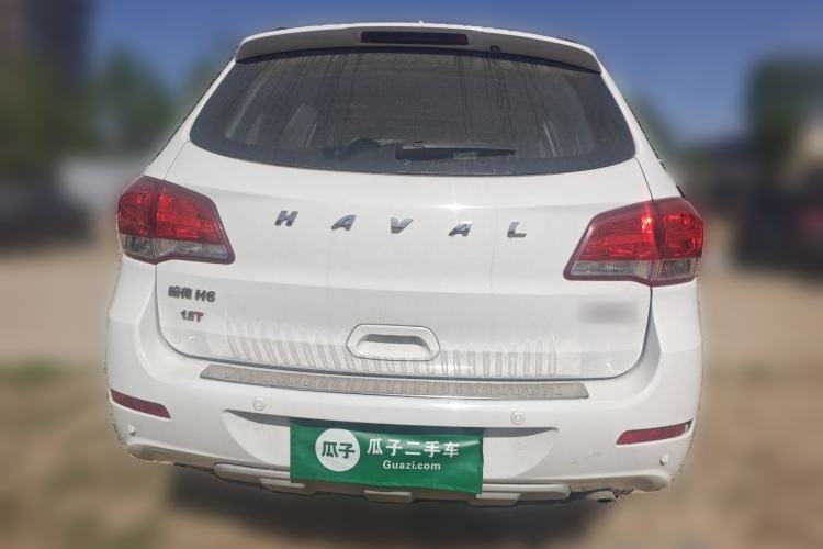Used Haval H6 2015 Upgraded Model 1.5T Manual Two-Wheel Drive Elite Version Rear
