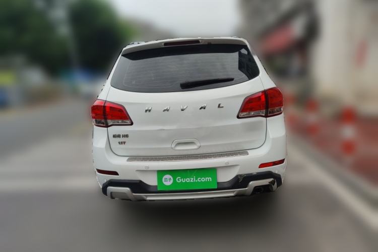 Used Haval H6 2015 Upgraded Model 1.5T Manual Two-Wheel Drive Elite Version Rear