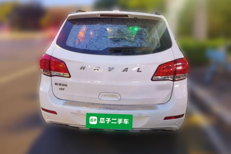 Used Haval H6 2015 Upgraded Model 1.5T Manual Two-Wheel Drive Elite Version Rear
