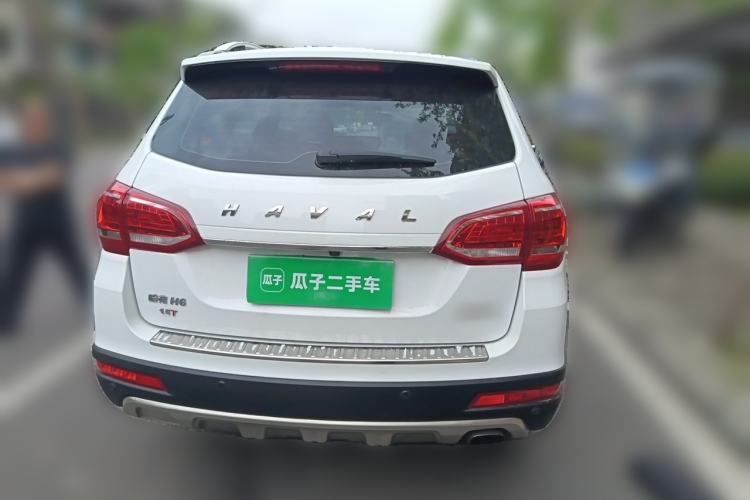 Used Haval H6 2015 Revised Version Sport Edition 1.5T Manual Transmission Two-Wheel Drive Elite Grade Rear