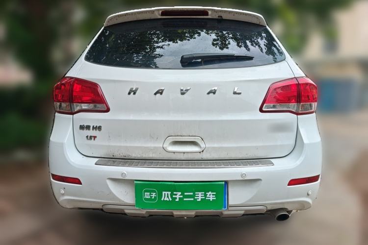 Used Haval H6 2015 Upgraded Model 1.5T Manual Two-Wheel Drive Elite Version Rear