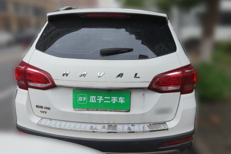 Used Haval H6 2015 Revised Version Sport Edition 1.5T Manual Transmission Two-Wheel Drive Elite Grade Rear