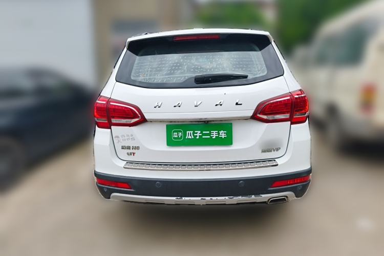 Used Haval H6 2015 Upgraded Model 1.5T Manual Two-Wheel Drive Prestige Version Rear