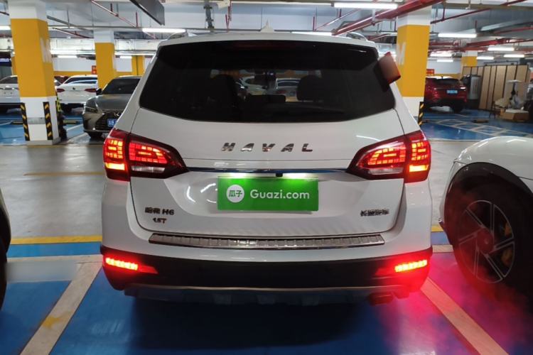 Used Haval H6 2015 Sport Edition 1.5T Automatic Two-Wheel Drive Luxury Model Rear