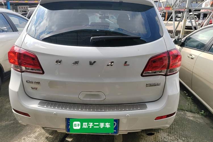 Used Haval H6 2015 Upgraded Model 1.5T Manual Two-Wheel Drive Elite Version Rear