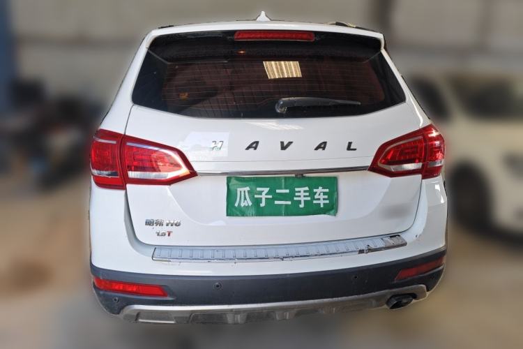 Used Haval H6 2015 Revised Version Sport Edition 1.5T Manual Transmission Two-Wheel Drive Elite Grade Rear