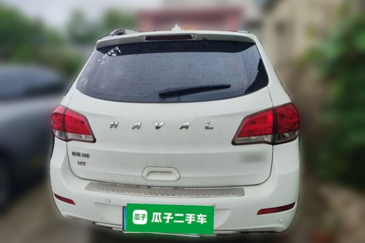 Used Haval H6 2015 Upgraded Model 1.5T Manual Two-Wheel Drive Elite Version Rear