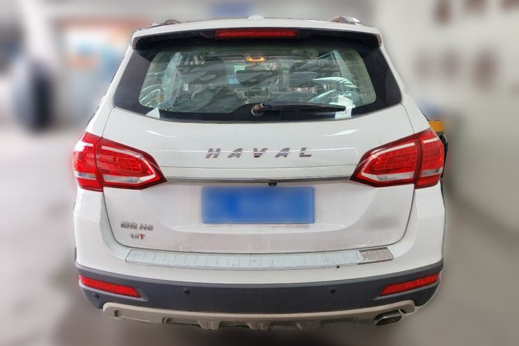 Used Haval H6 2015 Revised Version Sport Edition 1.5T Manual Transmission Two-Wheel Drive Elite Grade Rear