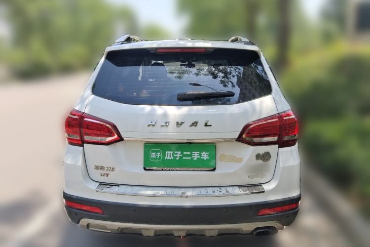 Used Haval H6 2015 Revised Version Sport Edition 1.5T Manual Transmission Two-Wheel Drive Elite Grade Rear