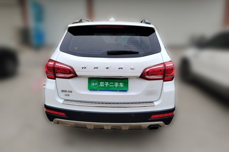 Used Haval H6 2015 Revised Version Sport Edition 1.5T Manual Transmission Two-Wheel Drive Elite Grade Rear