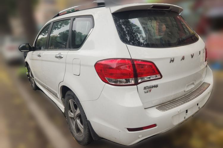 Used Haval H6 2015 Upgraded Model 1.5T Manual Two-Wheel Drive Elite Version Rear Left 45 Deg