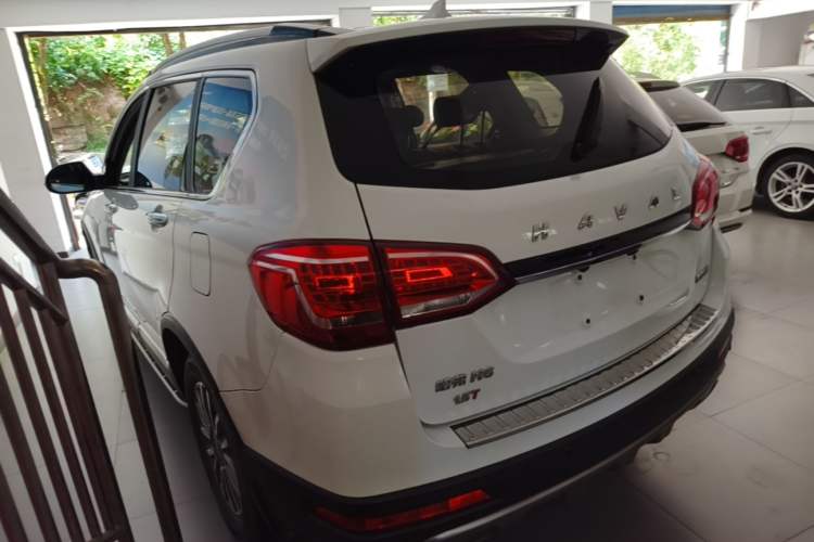 Used Haval H6 2015 Sport Edition 1.5T Automatic Two-Wheel Drive Luxury Model Rear Left 45 Deg