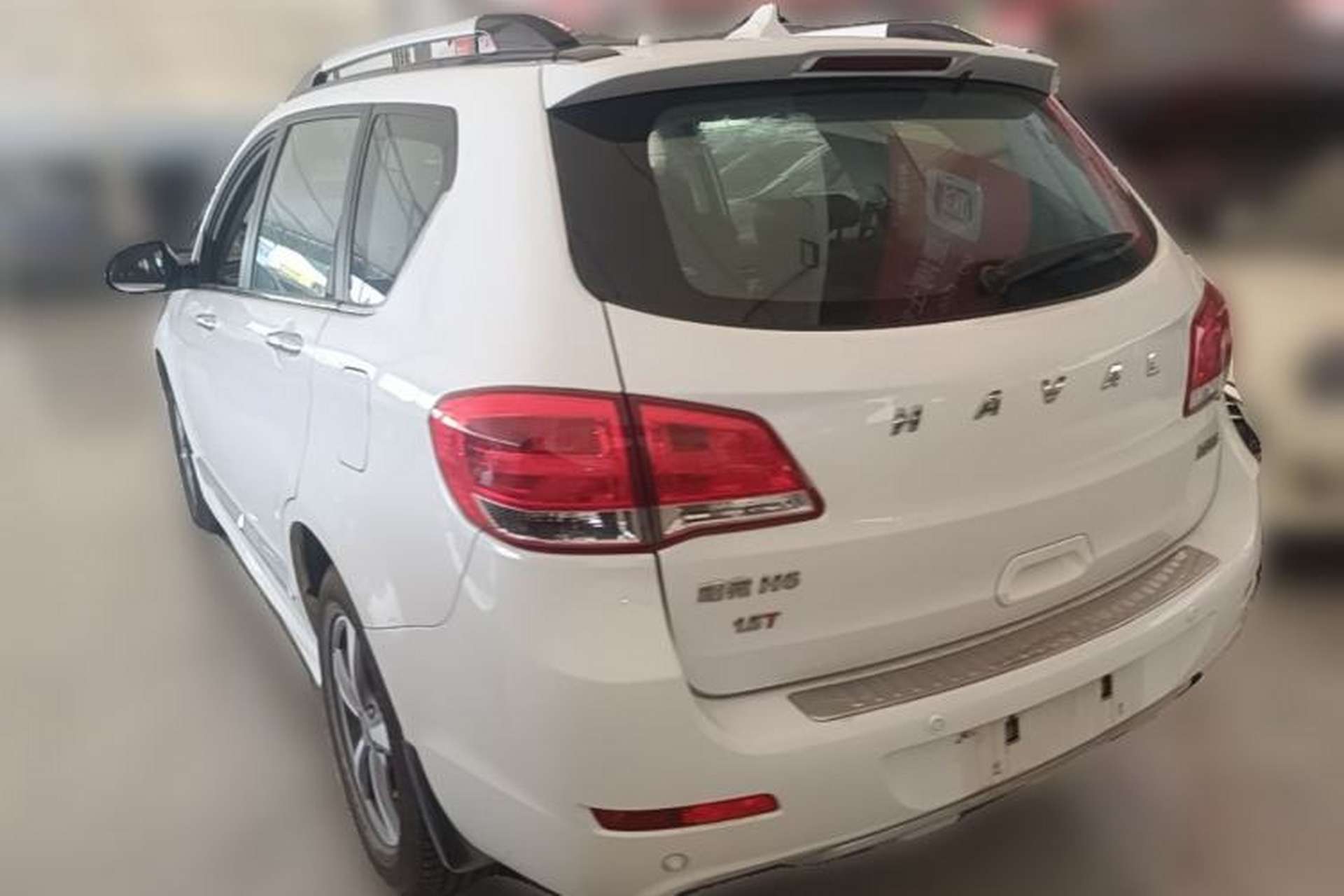 Used Haval H6 2015 Upgraded Model 1.5T Manual Two-Wheel Drive Elite Version Rear Left 45 Deg