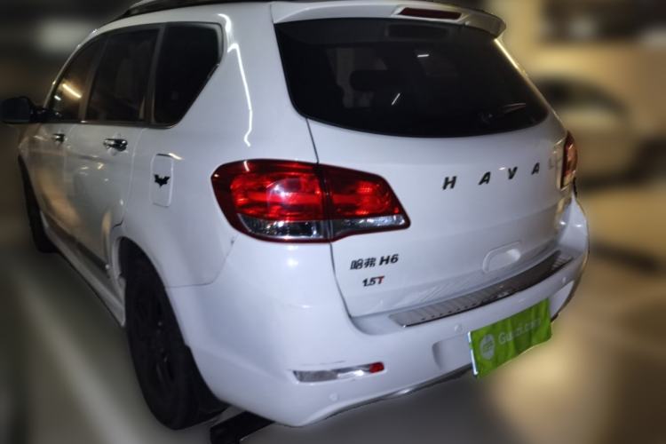 Used Haval H6 2015 Upgraded Model 1.5T Manual Two-Wheel Drive Elite Version Rear Left 45 Deg