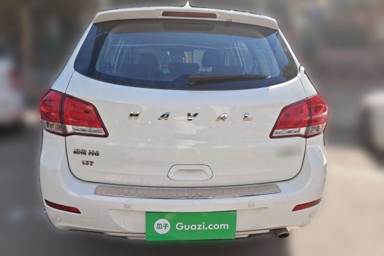 Used Haval H6 2015 Upgraded Model 1.5T Manual Two-Wheel Drive Elite Version Rear