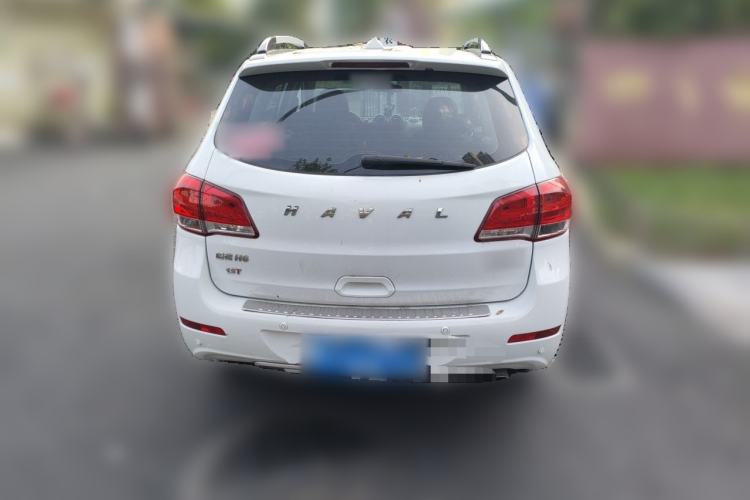 Used Haval H6 2015 Upgraded Model 1.5T Manual Two-Wheel Drive Elite Version Rear