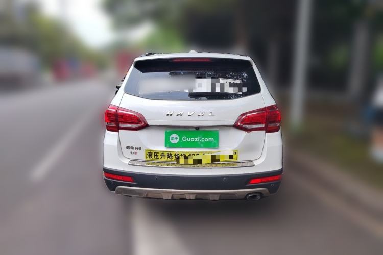 Used Haval H6 2015 Revised Version Sport Edition 1.5T Manual Transmission Two-Wheel Drive Elite Grade Rear