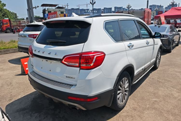 Used Haval H6 2015 Sport Edition 1.5T Automatic Two-Wheel Drive Luxury Model Rear Right 45 Deg