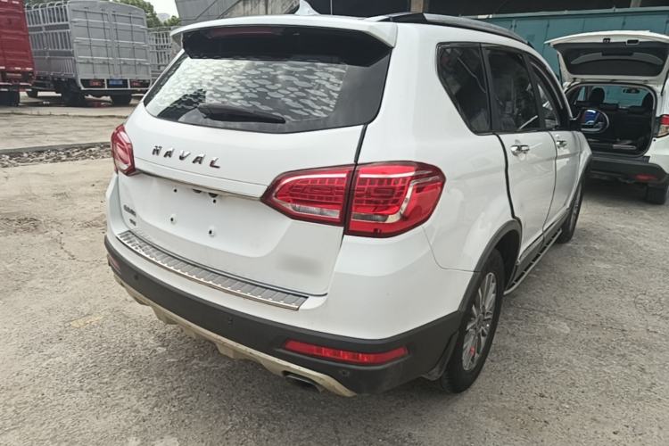 Used Haval H6 2015 Sport Edition 1.5T Automatic Two-Wheel Drive Luxury Model Rear Right 45 Deg