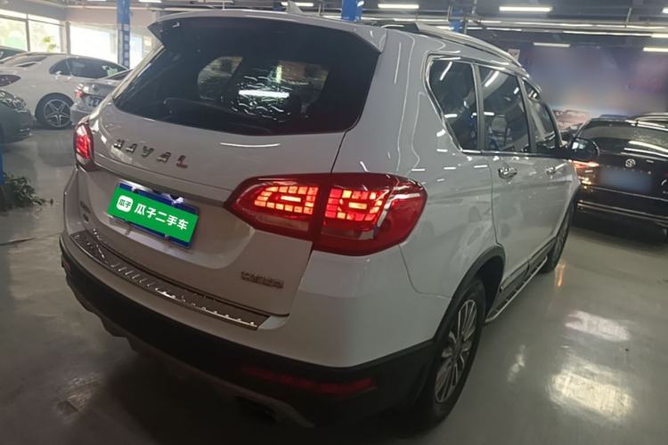 Used Haval H6 2015 Sport Edition 1.5T Automatic Two-Wheel Drive Luxury Model Rear Right 45 Deg