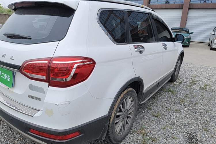 Used Haval H6 2015 Sport Edition 1.5T Automatic Two-Wheel Drive Luxury Model Rear Right 45 Deg