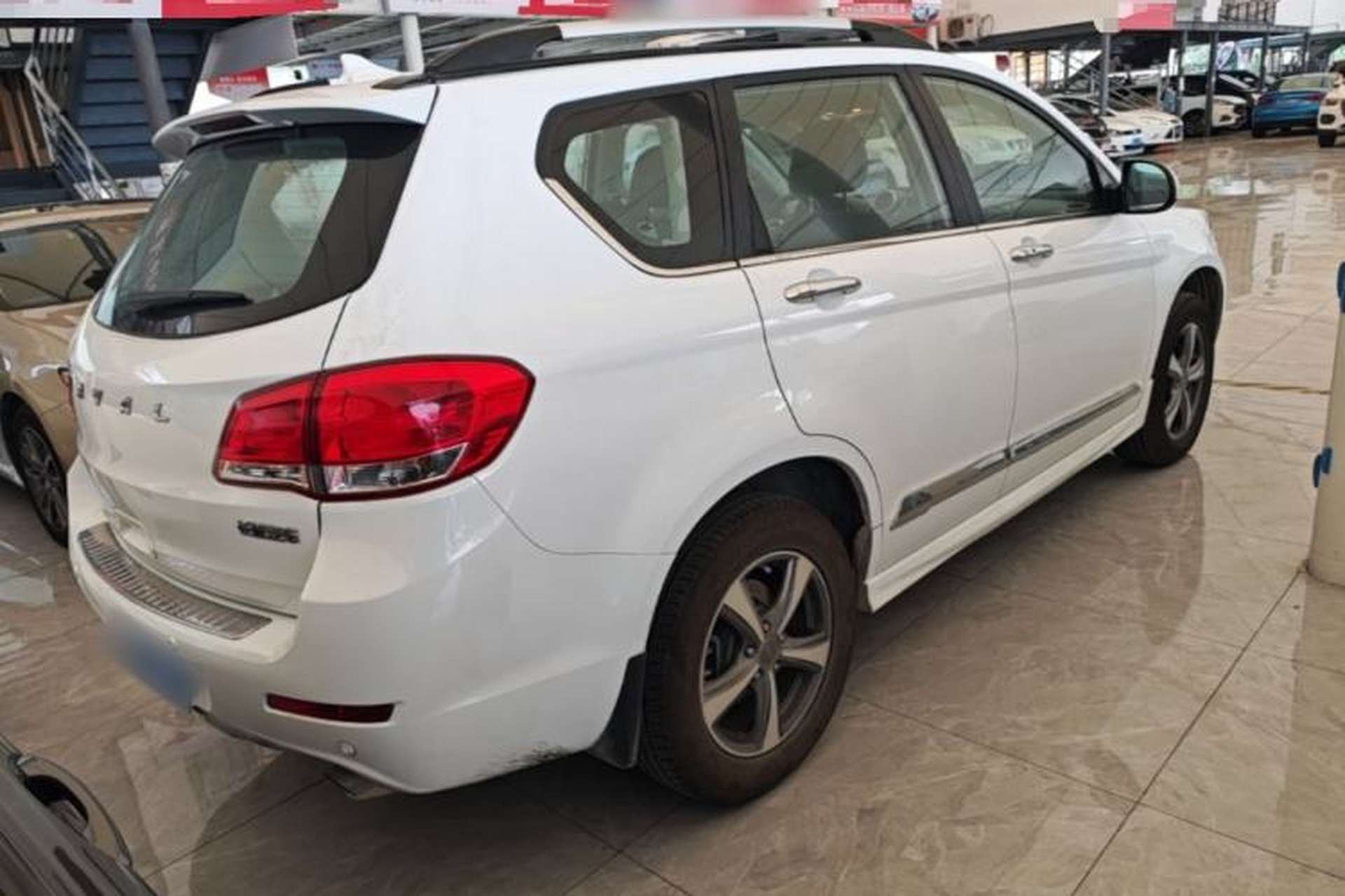 Used Haval H6 2015 Upgraded Model 1.5T Manual Two-Wheel Drive Elite Version Rear Right 45 Deg