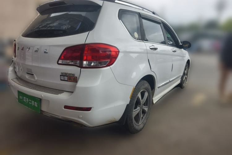 Used Haval H6 2015 Upgraded Model 1.5T Manual Two-Wheel Drive Elite Version Rear Right 45 Deg