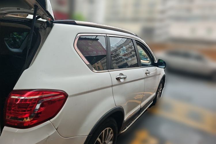 Used Haval H6 2015 Sport Edition 1.5T Automatic Two-Wheel Drive Luxury Model Rear Right 45 Deg