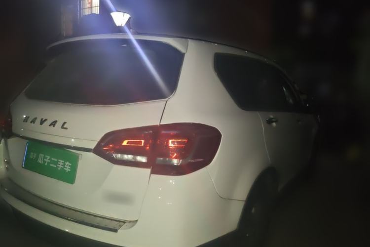 Used Haval H6 2015 Sport Edition 1.5T Automatic Two-Wheel Drive Luxury Model Rear Right 45 Deg