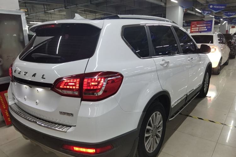 Used Haval H6 2015 Sport Edition 1.5T Automatic Two-Wheel Drive Luxury Model Rear Right 45 Deg