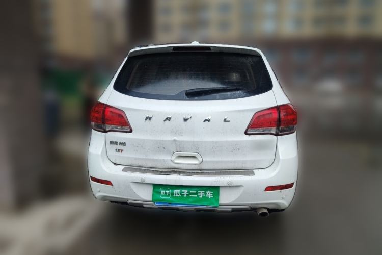Used Haval H6 2015 Upgraded Model 1.5T Manual Two-Wheel Drive Elite Version Rear