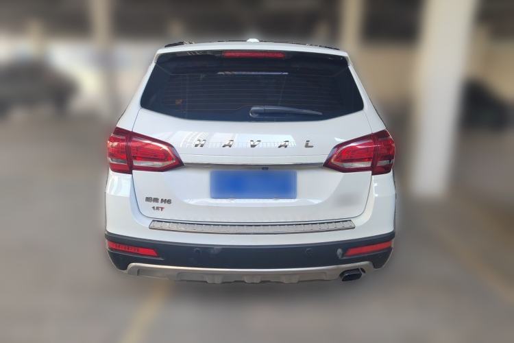 Used Haval H6 2015 Revised Version Sport Edition 1.5T Manual Transmission Two-Wheel Drive Elite Grade Rear