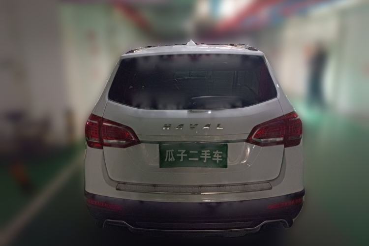 Used Haval H6 2015 Revised Version Sport Edition 1.5T Manual Transmission Two-Wheel Drive Elite Grade Rear