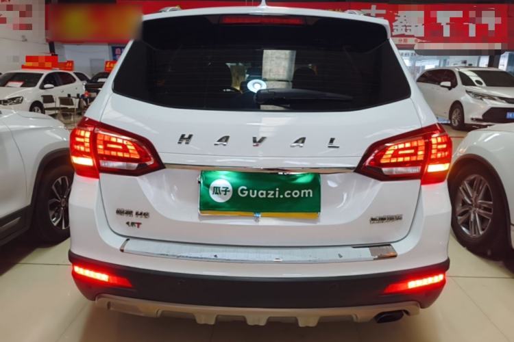 Used Haval H6 2015 Revised Version Sport Edition 1.5T Manual Transmission Two-Wheel Drive Elite Grade Rear