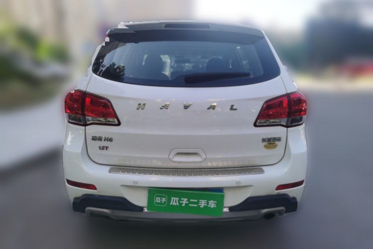 Used Haval H6 2015 Upgraded Model 1.5T Manual Two-Wheel Drive Elite Version Rear