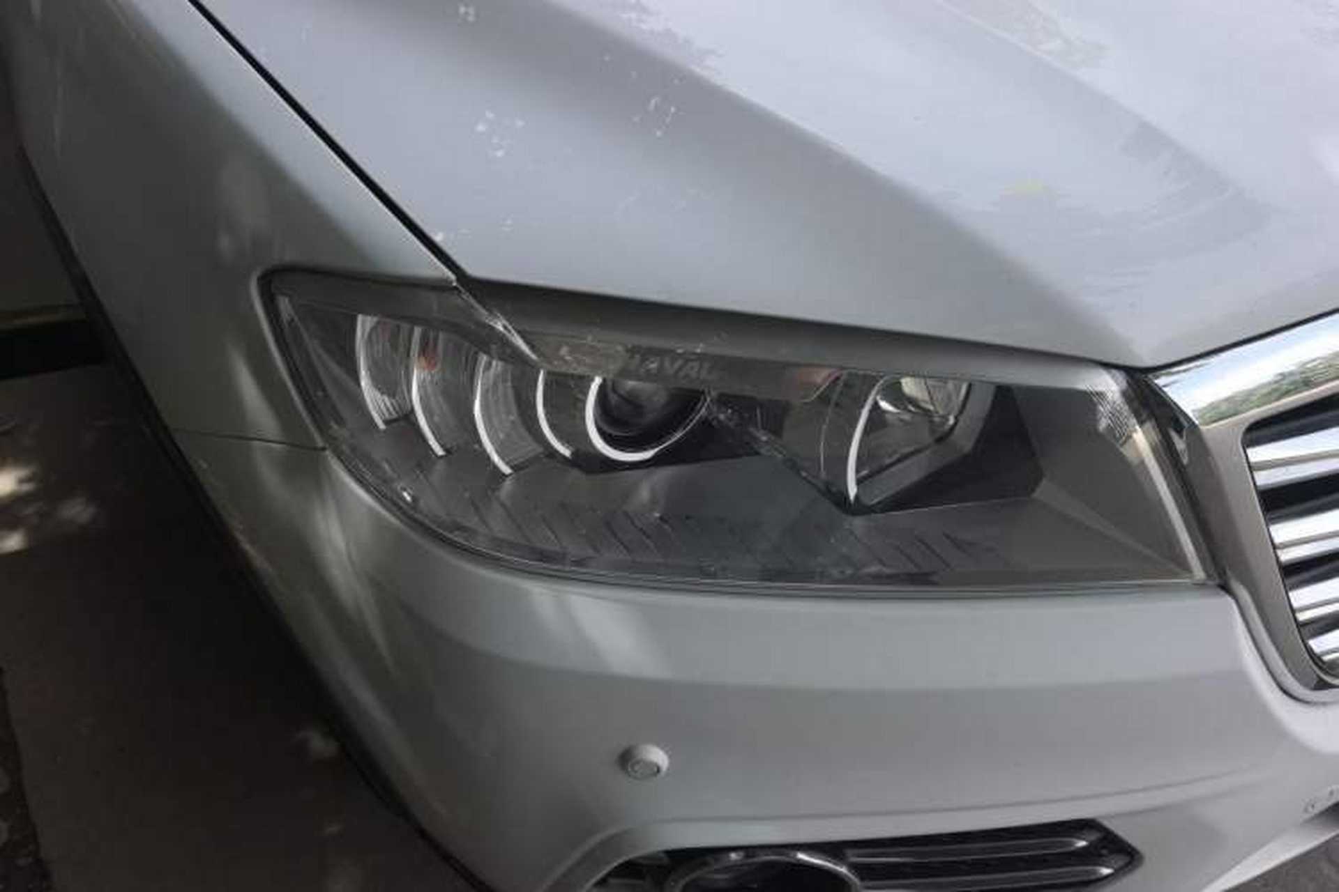 Used Haval H6 2015 Sport Edition 1.5T Automatic Two-Wheel Drive Luxury Model Right Front Headlight