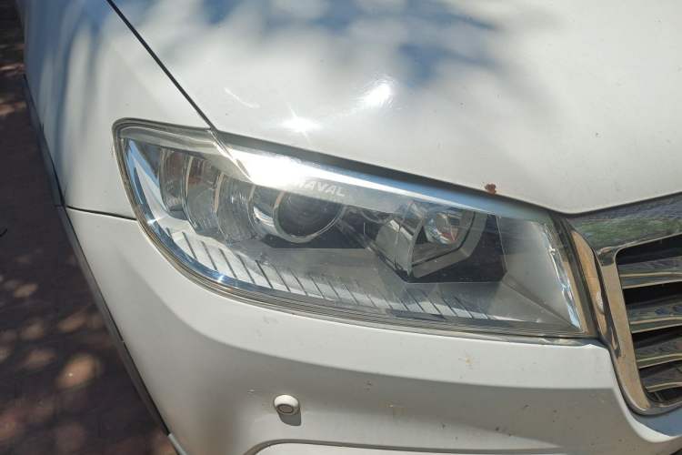 Used Haval H6 2015 Revised Version Sport Edition 1.5T Manual Transmission Two-Wheel Drive Elite Grade Right Front Headlight