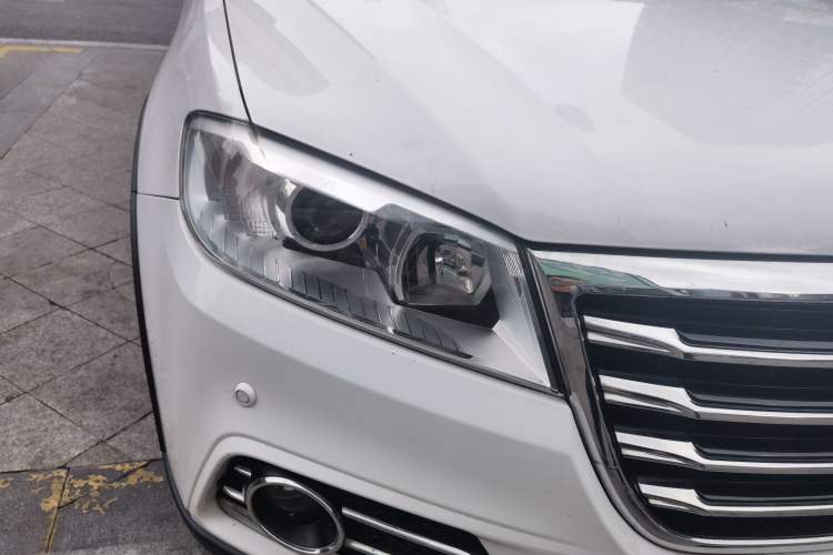 Used Haval H6  Right Front Headlight