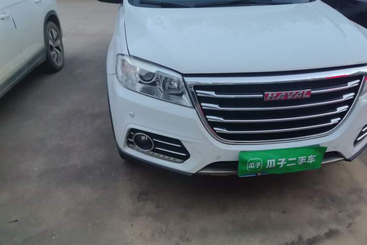 Used Haval H6 2015 Sport Edition 1.5T Automatic Two-Wheel Drive Luxury Model Right Front Headlight