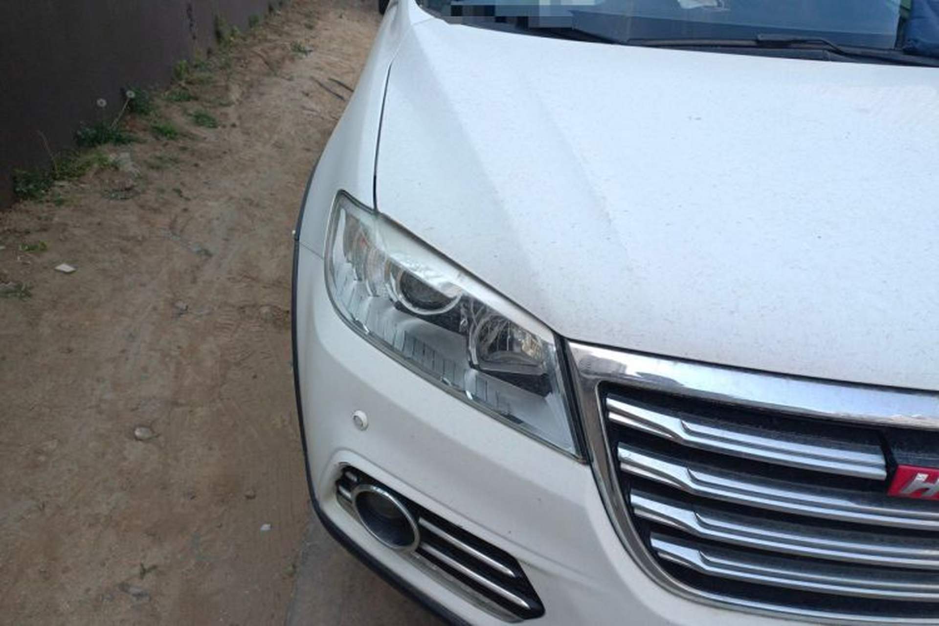 Used Haval H6 2015 Revised Version Sport Edition 1.5T Manual Transmission Two-Wheel Drive Elite Grade Right Front Headlight