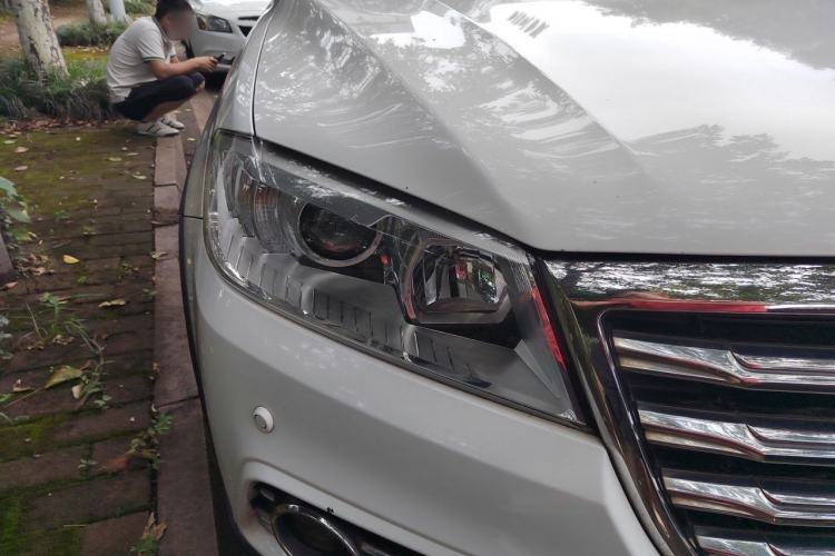 Used Haval H6 2015 Revised Version Sport Edition 1.5T Manual Transmission Two-Wheel Drive Elite Grade Right Front Headlight
